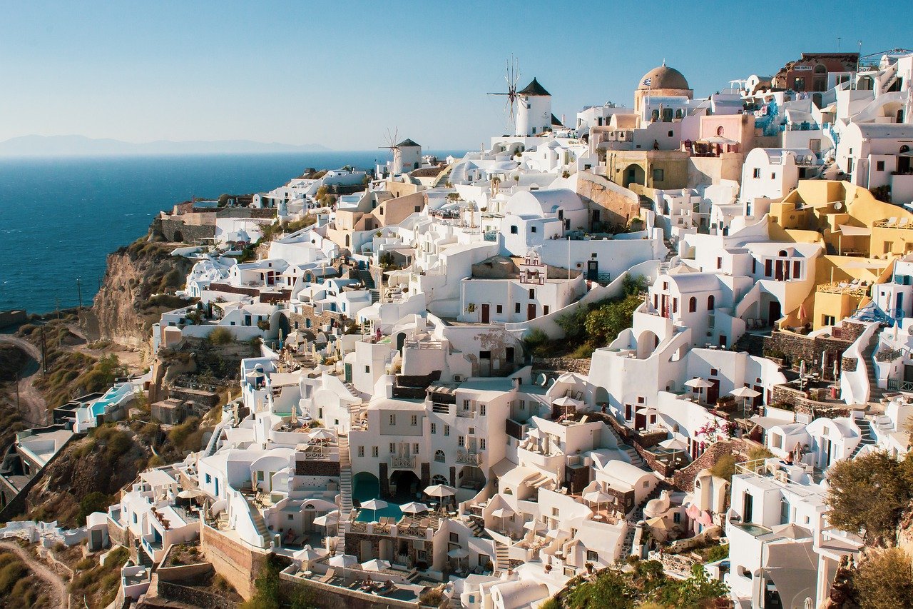 Santorini - Imagem de Fabrizio Ponchia por Pixabay